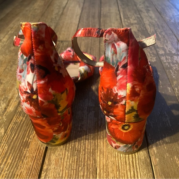 Betsey Johnson Floral Block Heel Ankle Strap Sandal - Picture 5 of 11